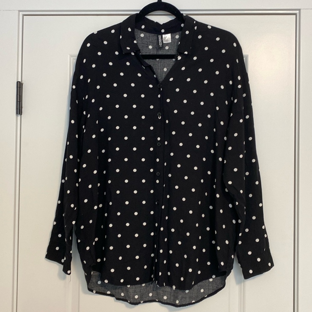 H & M Women’s Black/White Polka Dot Tunic Blouse Medium